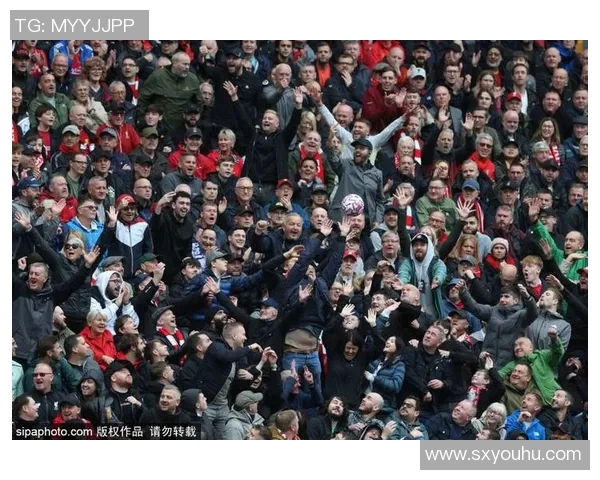 德利塔与埃斯的较量揭示了足球战术的深层次对抗与精彩瞬间 德利塔与埃斯的较量揭示了足球战术的深层次对抗与精彩瞬间